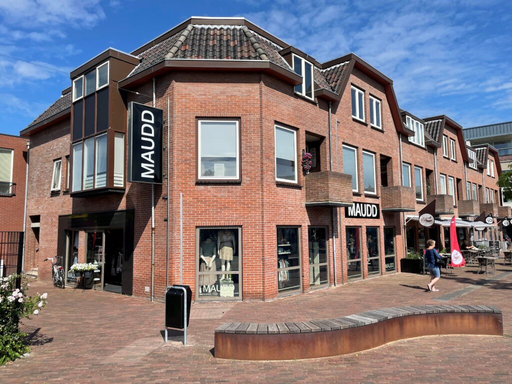 winkelruimte te huur Raadhuisstraat 1A1