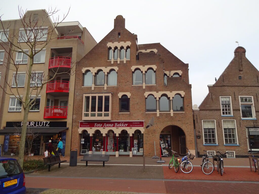 Te huur Winkelruimte Van Triest Hoogeveen Schutstraat Hoofdstraat Centrum