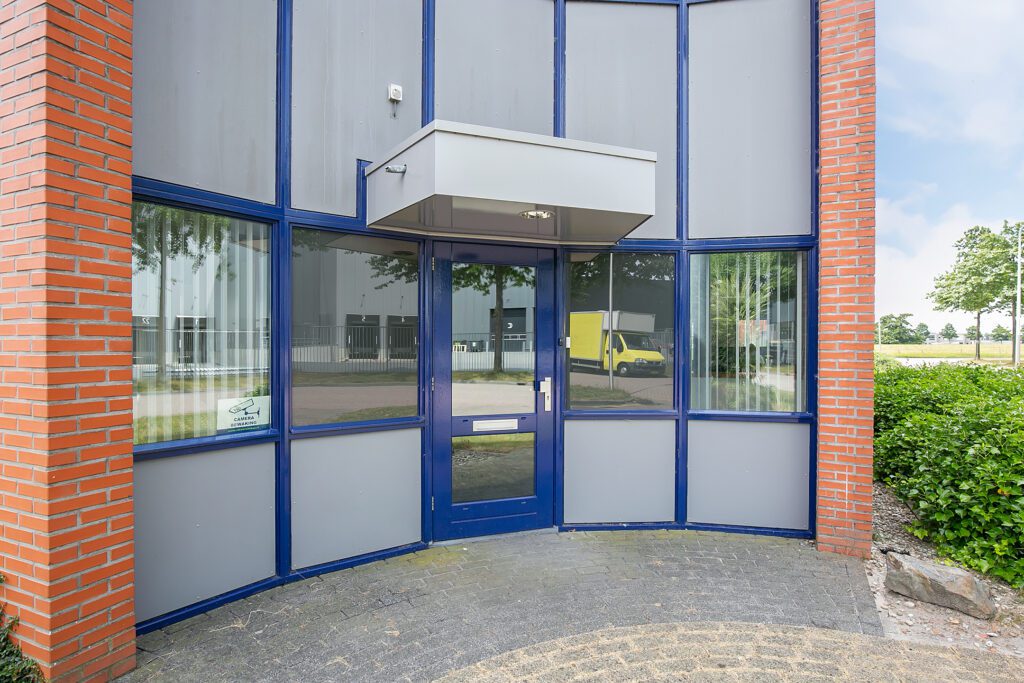 Bedrijfsruimte te huur Popovstraat 4
