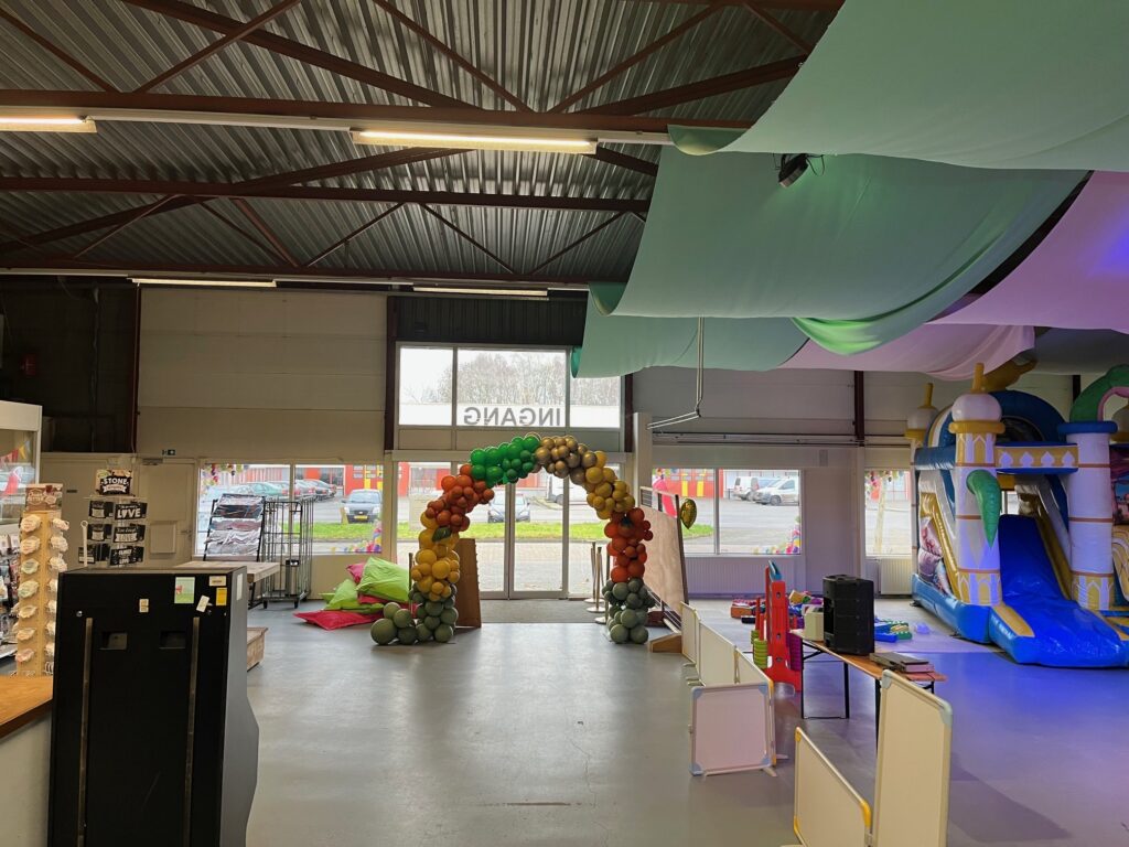 Bedrijfsruimte Showroomruimte Kantoorruimte Winkler Prinsstraat 10 Assen Van Triest Vastgoed te huur