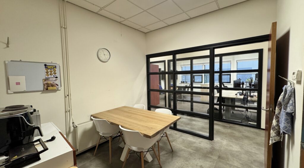 Bedrijfsruimte kantoorruimte te huur Wasaweg 25 te Groningen