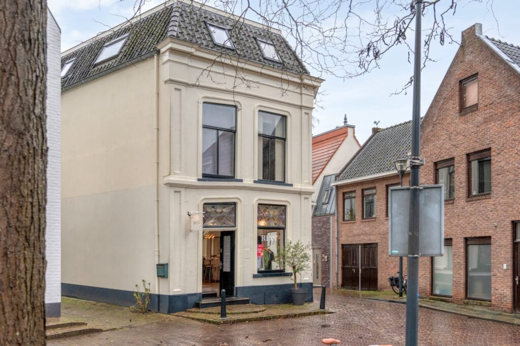 Winkelruimte Van Triest Diezerpoortenplas Zwolle