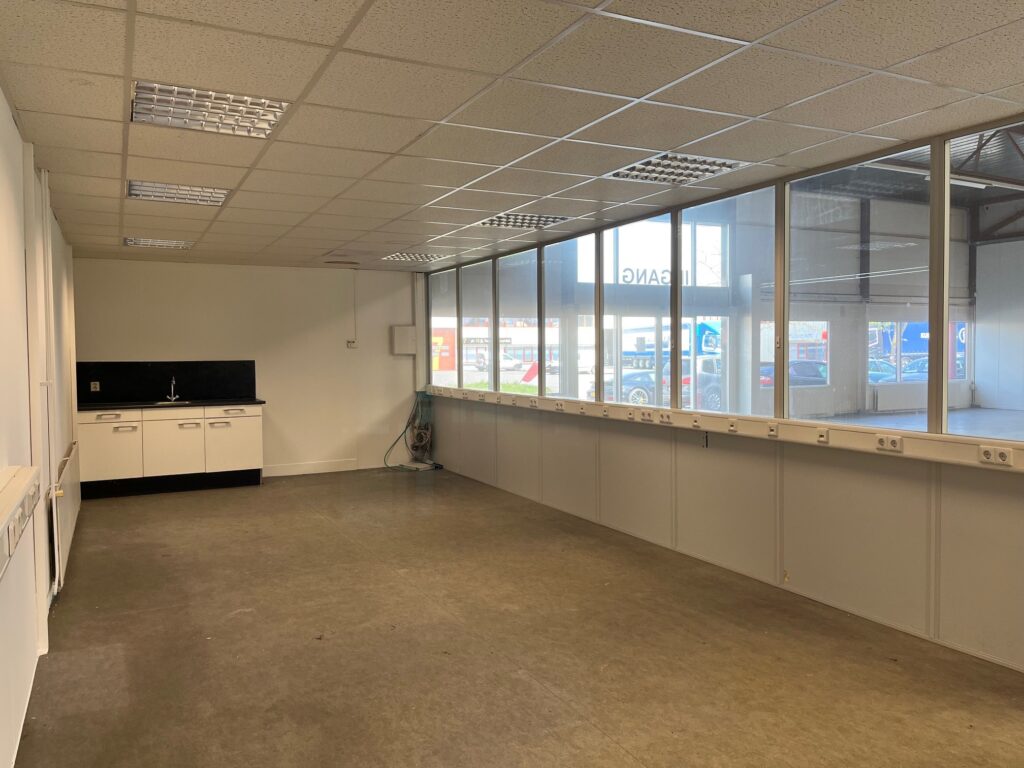 Bedrijfsruimte Showroomruimte Kantoorruimte Winkler Prinsstraat 10 Assen Van Triest Vastgoed te huur